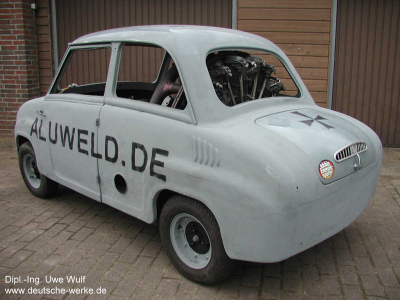 Illustration for article titled Awesome, Defined: The 10-Liter, Radial-Engined Goggomobil